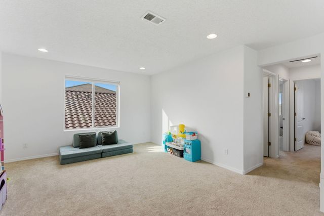 923 Zafiro Road SE, Rio Rancho, NM 87124