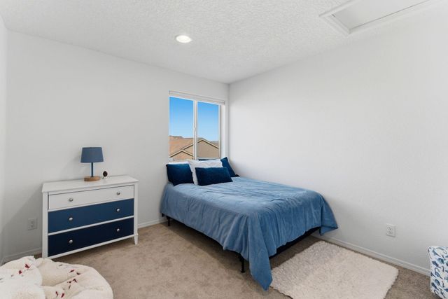 923 Zafiro Road SE, Rio Rancho, NM 87124