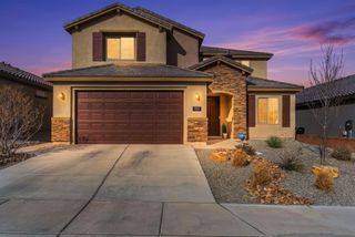 923 Zafiro Road SE, Rio Rancho, NM 87124