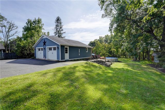 362 North Main Street, Canandaigua City, NY 14424