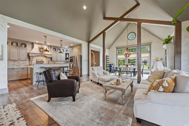 5933 Deer Hollow Road, Auburn, IN 46706