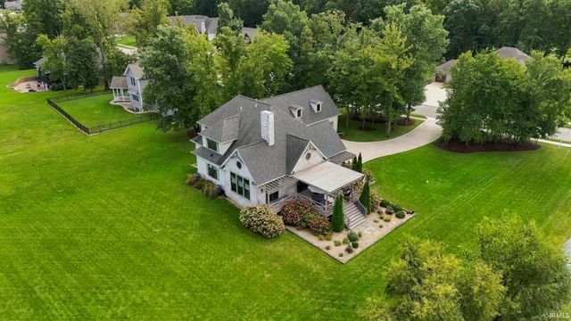 5933 Deer Hollow Road, Auburn, IN 46706