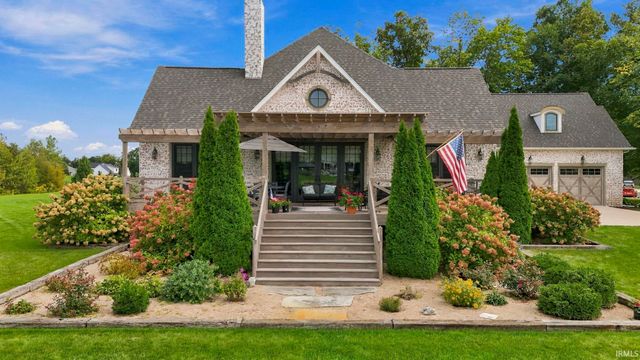 5933 Deer Hollow Road, Auburn, IN 46706