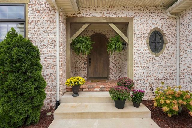 5933 Deer Hollow Road, Auburn, IN 46706