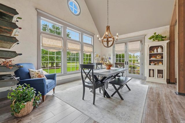 5933 Deer Hollow Road, Auburn, IN 46706