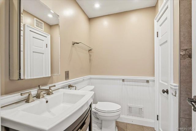 31 Cardoza Avenue, Mohegan Lake, NY 10547