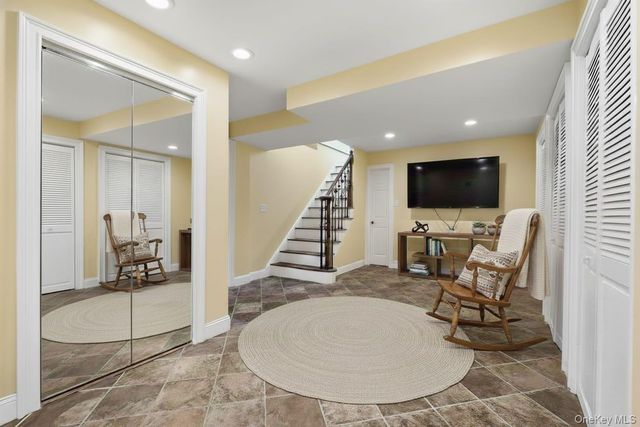 31 Cardoza Avenue, Mohegan Lake, NY 10547