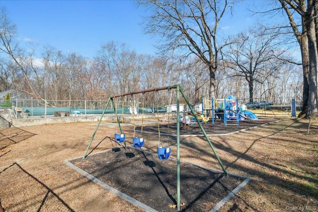 31 Cardoza Avenue, Mohegan Lake, NY 10547