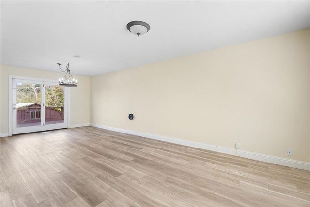 2717 Knollwood Dr, Cameron Park, CA 95682