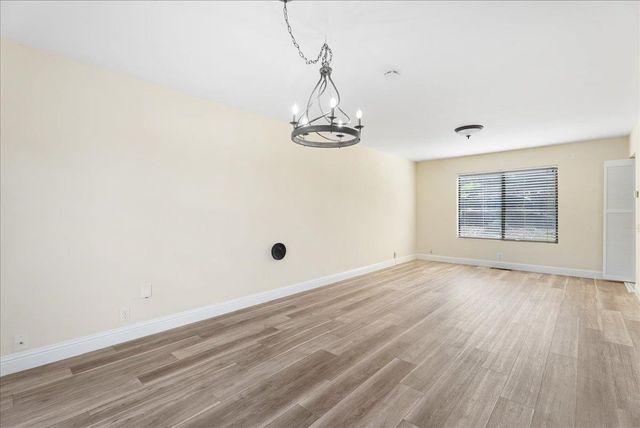 2717 Knollwood Dr, Cameron Park, CA 95682