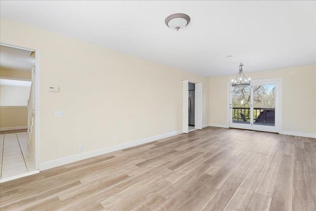 2717 Knollwood Dr, Cameron Park, CA 95682