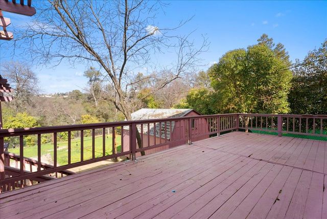 2717 Knollwood Dr, Cameron Park, CA 95682