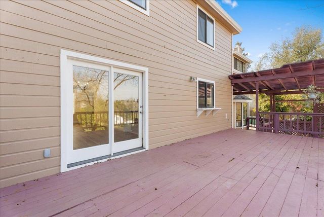 2717 Knollwood Dr, Cameron Park, CA 95682