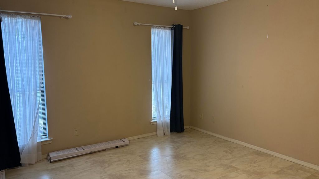 Image 7 of property listing at 3721 Inglewood Drive, San Angelo, TX 76904