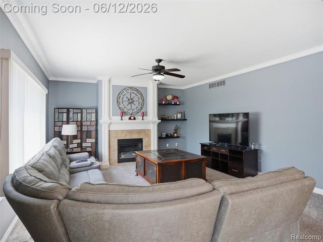 50606 Bredenbury Drive, Macomb, MI 48044