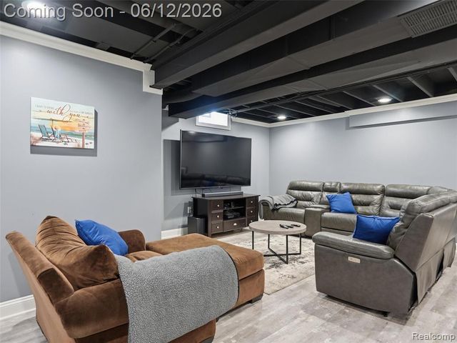 50606 Bredenbury Drive, Macomb, MI 48044