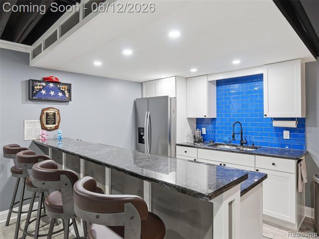 50606 Bredenbury Drive, Macomb, MI 48044