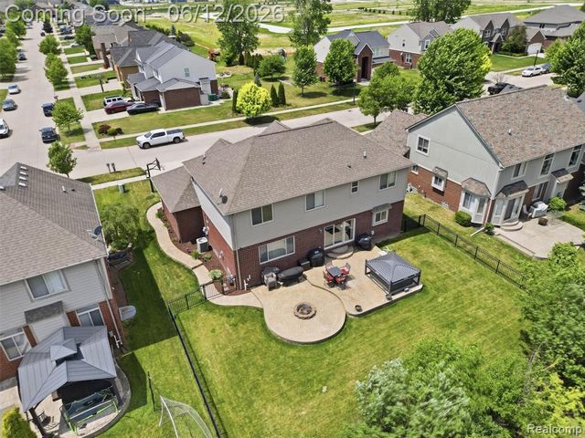 50606 Bredenbury Drive, Macomb, MI 48044