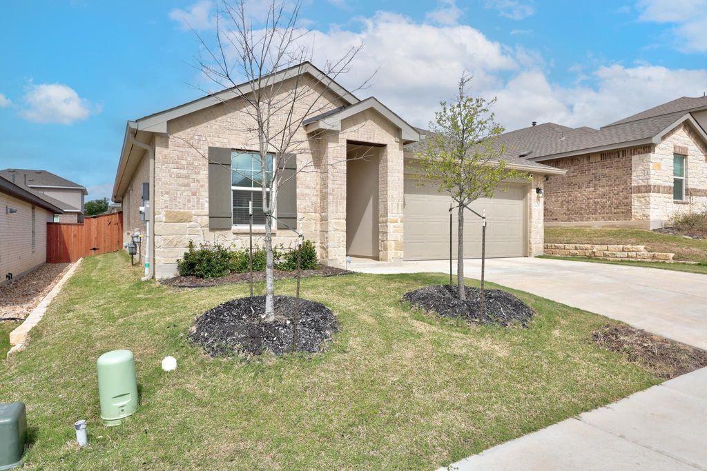2829 Bandolier PASS, Leander, TX 78641