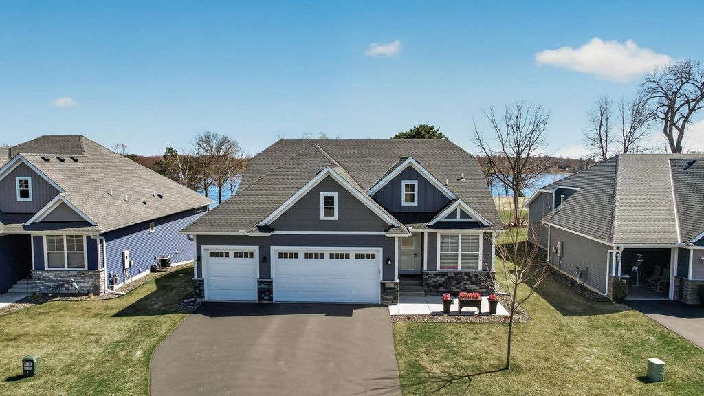 25415 Farmstead Lane, Wyoming, MN 55092 — exterior