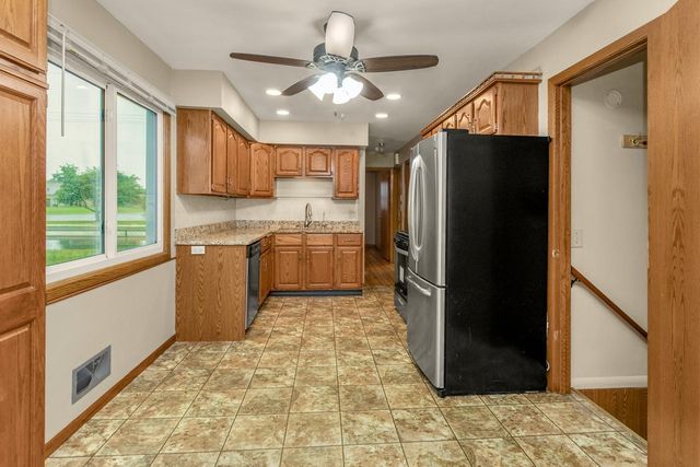 8820 Monroe Street NE, Blaine, MN 55434