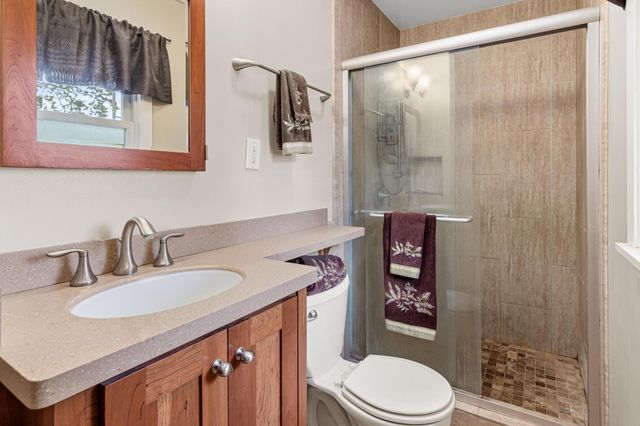 1190 Sextant Avenue W, Roseville, MN 55113