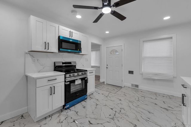 4113 Devonshire Road, Detroit, MI 48224