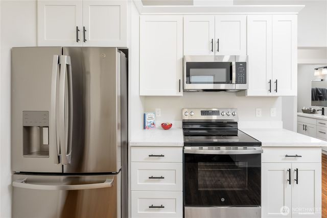 519 W 7th Street, Port Angeles, WA 98362