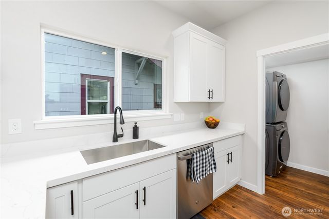 519 W 7th Street, Port Angeles, WA 98362