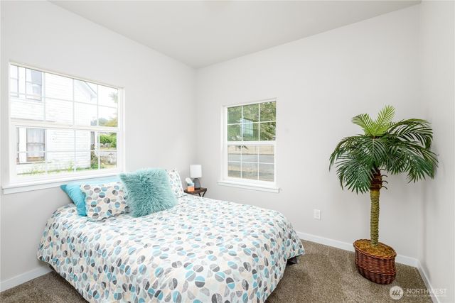 519 W 7th Street, Port Angeles, WA 98362