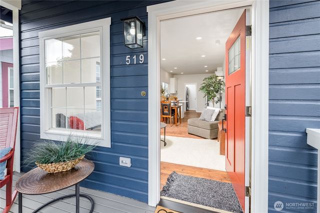 519 W 7th Street, Port Angeles, WA 98362
