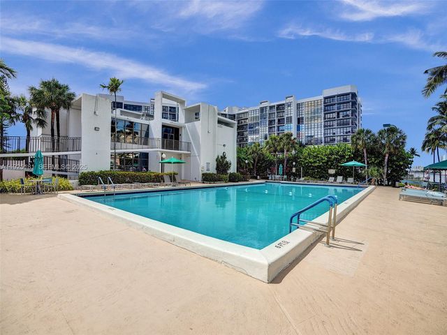 800 Parkview Dr 131, Hallandale Beach, FL 33009