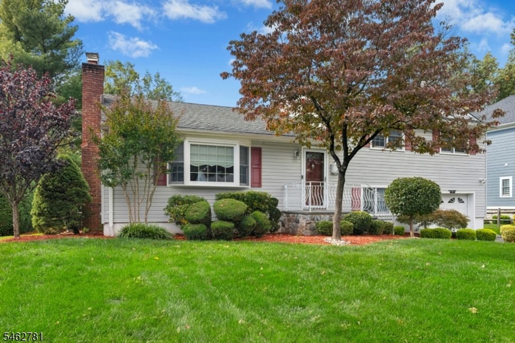 317 Old Tote Rd, Mountainside Boro, NJ 07092 — photo 2