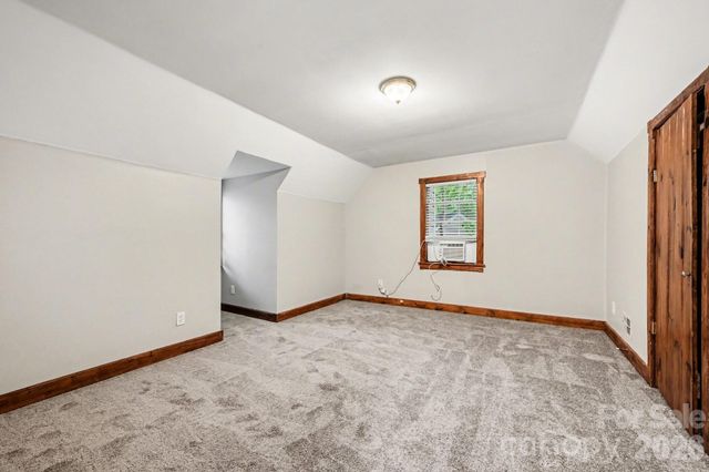 8800 Royal Scot Lane, Charlotte, NC 28227