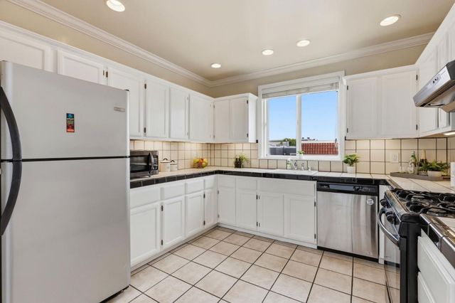 181 W Moltke Street, Daly City, CA 94014