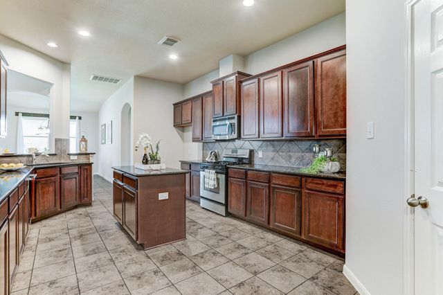 6126 Bradford Lane, League City, TX 77573