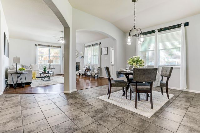 6126 Bradford Lane, League City, TX 77573