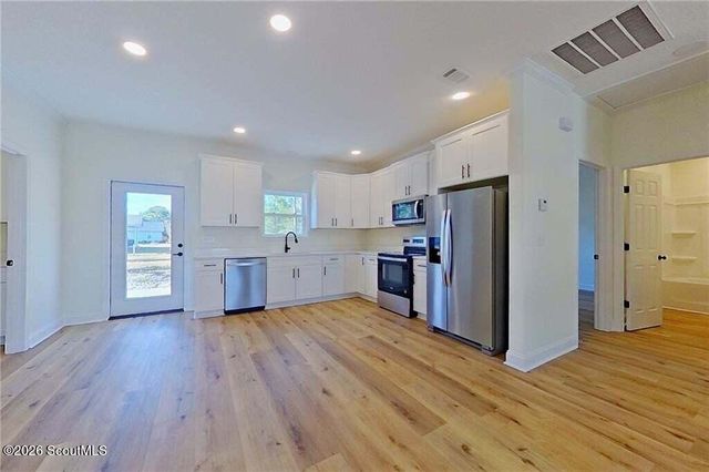 5518 Railroad Avenue W, Patterson, GA 31557
