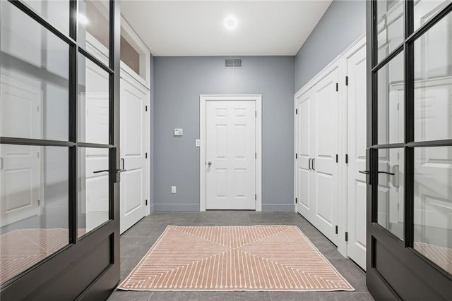 810 Persimmon Rd, Sewickley Heights, PA 15143
