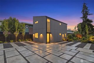 4411 S Holly Street, Seattle, WA 98118