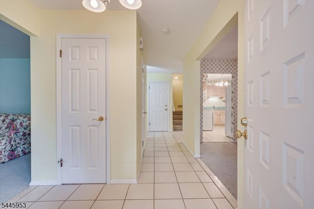 9 Boxwood Rd, Piscataway Twp., NJ 08854