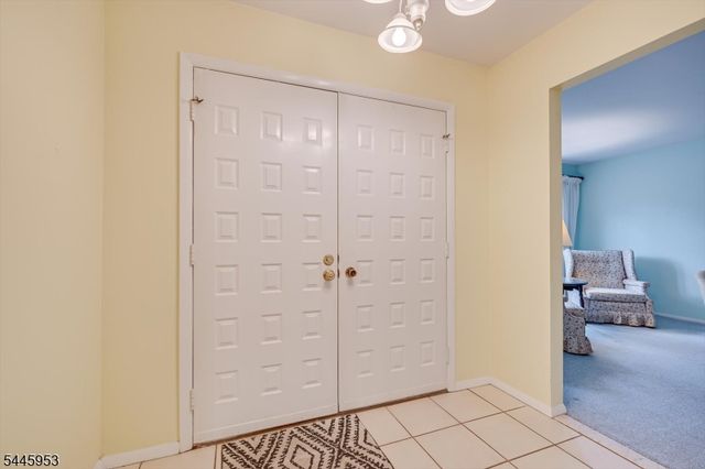 9 Boxwood Rd, Piscataway Twp., NJ 08854