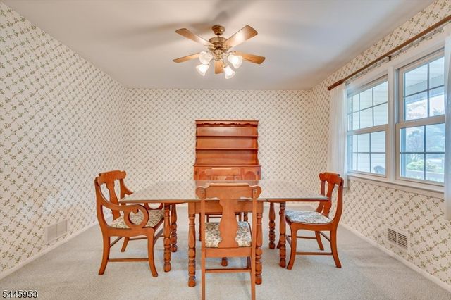 9 Boxwood Rd, Piscataway Twp., NJ 08854