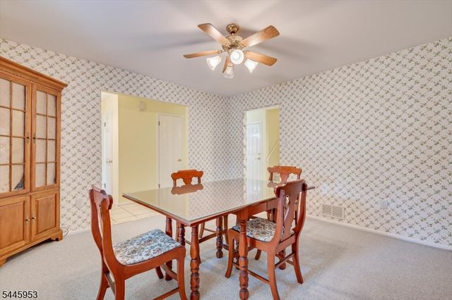 9 Boxwood Rd, Piscataway Twp., NJ 08854
