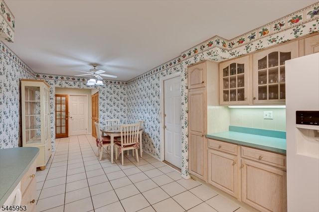 9 Boxwood Rd, Piscataway Twp., NJ 08854