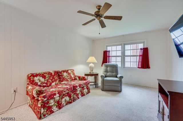 9 Boxwood Rd, Piscataway Twp., NJ 08854