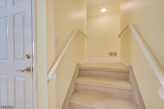 9 Boxwood Rd, Piscataway Twp., NJ 08854