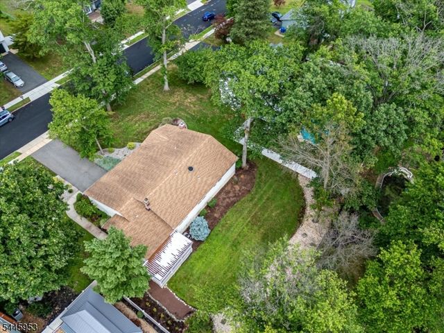 9 Boxwood Rd, Piscataway Twp., NJ 08854