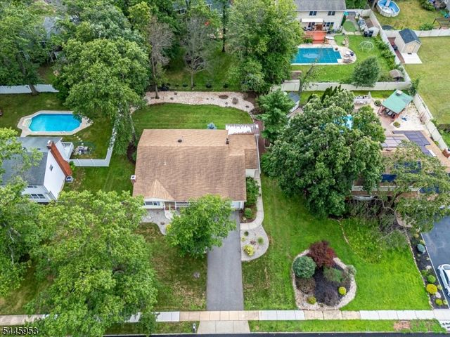 9 Boxwood Rd, Piscataway Twp., NJ 08854