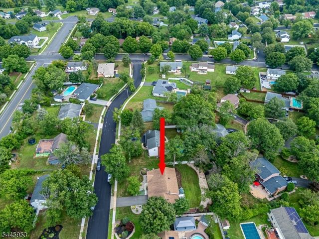 9 Boxwood Rd, Piscataway Twp., NJ 08854